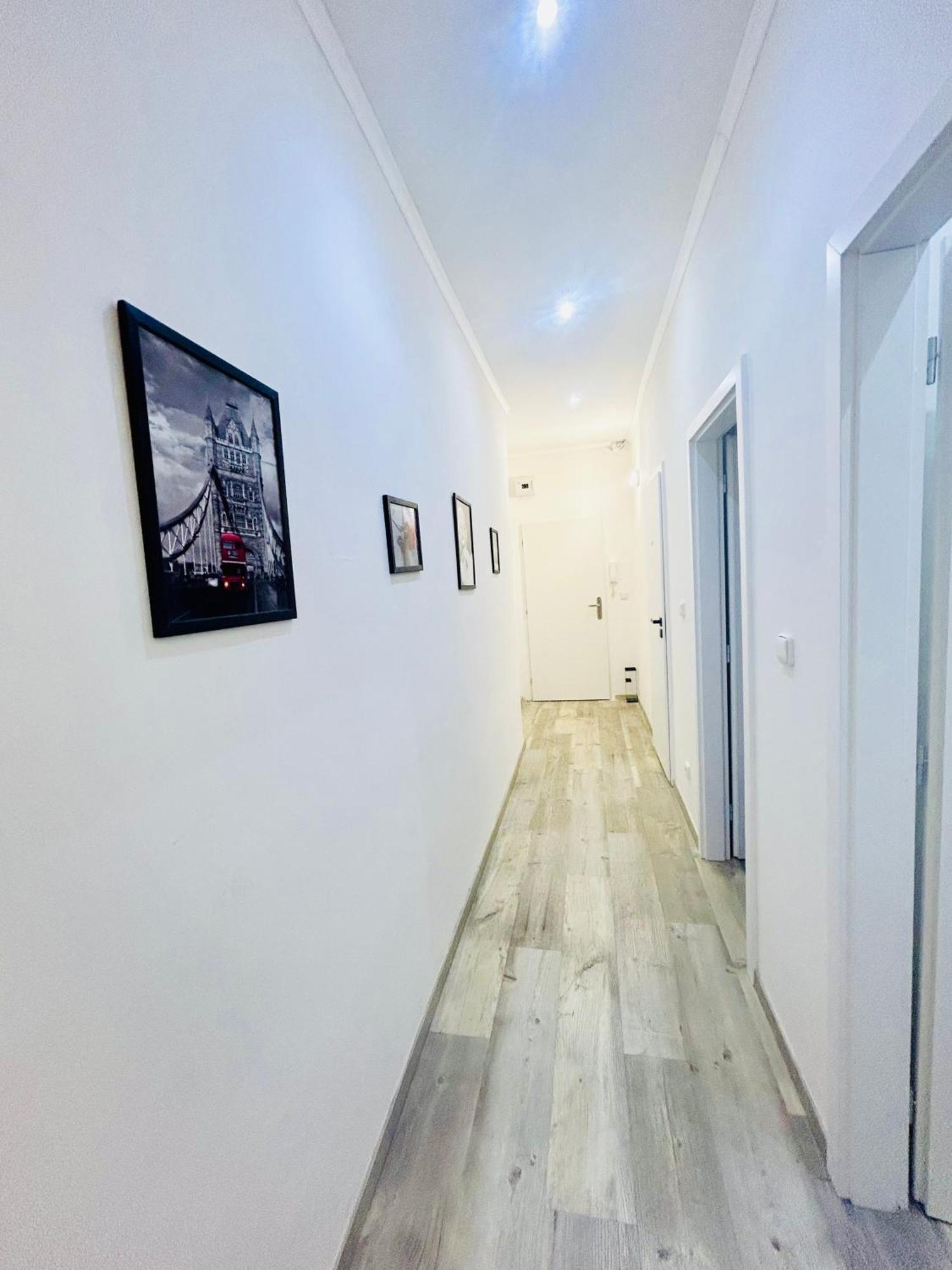 Luxury In Vaclavske Namesti